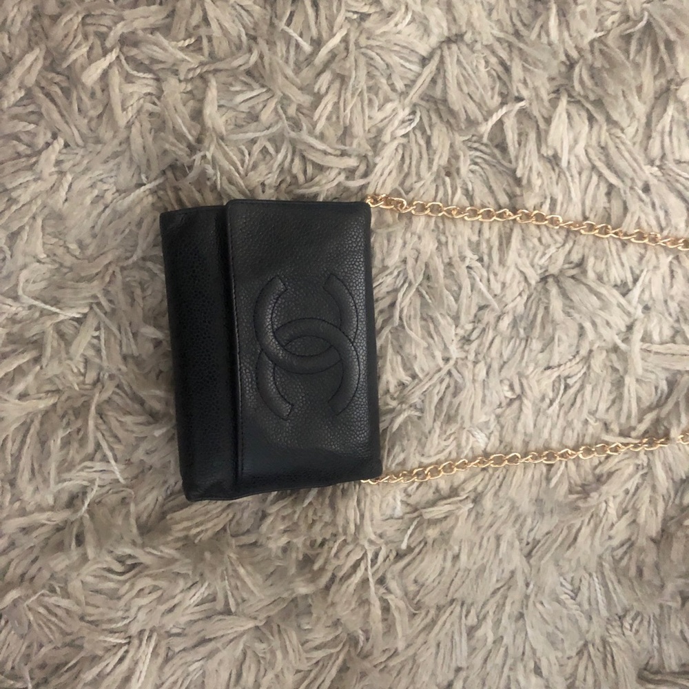 Chanel caviar black wallet